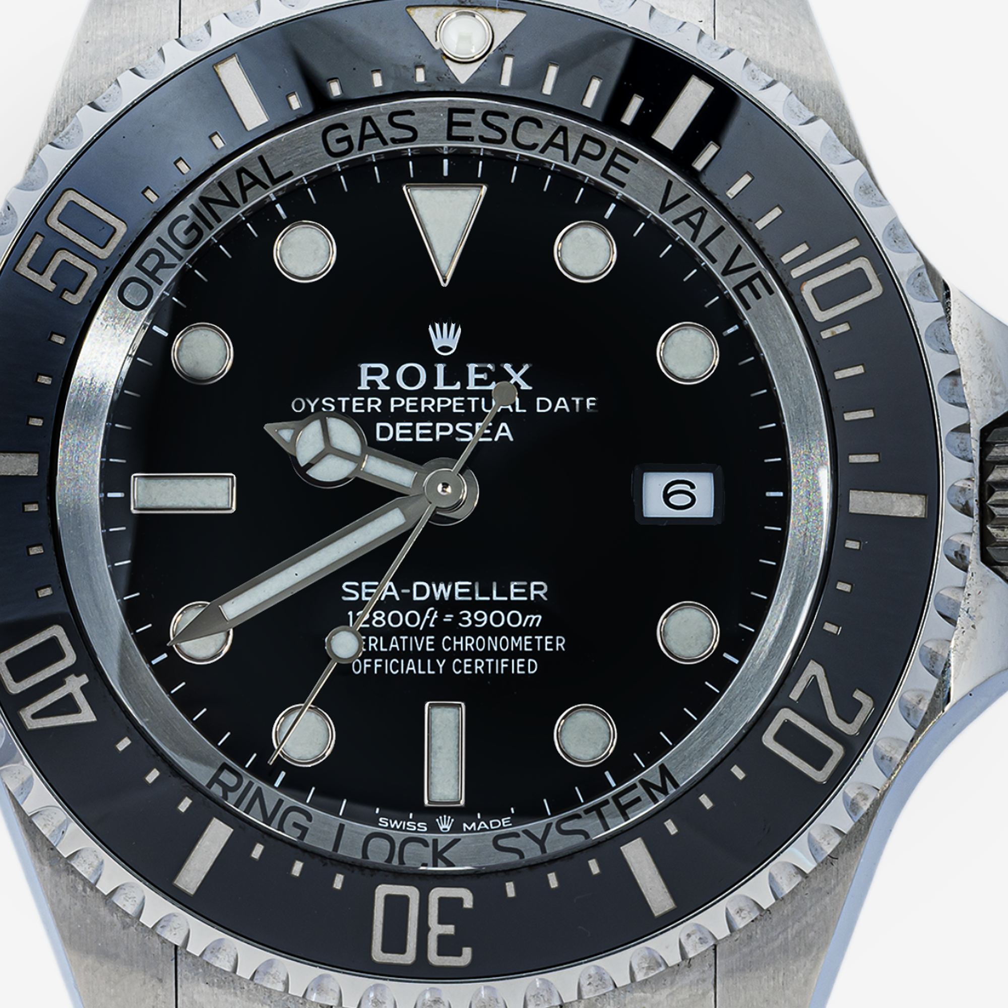 ROLEX SEA-DWELLER DEEPSEA 44MM 116660 BLACK DIAL BLACK BEZEL STAINLESS STEEL OYSTER BRACELET